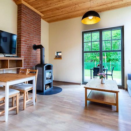 Ferienhaus Sonne Mond Und Sterne B Steffenshagen Exteriör bild